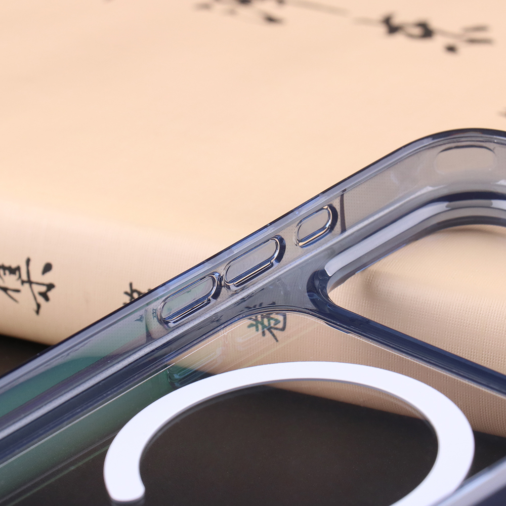 Close-up of Aurora case raised edge and transparent bumper design