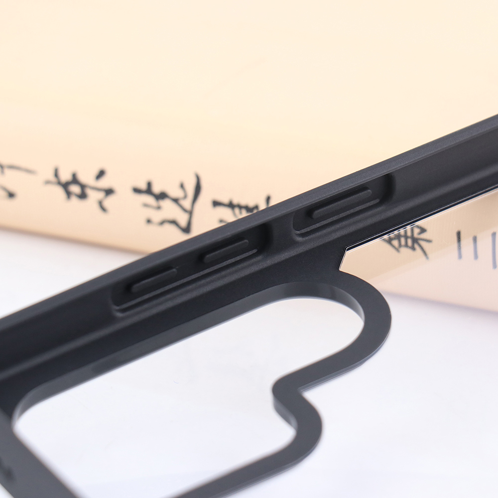 Close-up of Samsung Galaxy clear hybrid case camera cutout and raised camera protection